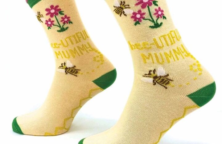 Bee-utiful Mummy Socks - Size 4 - 8