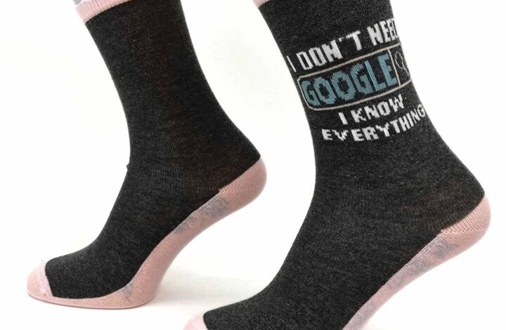 Google I Know Everything Socks - Size 4 - 8