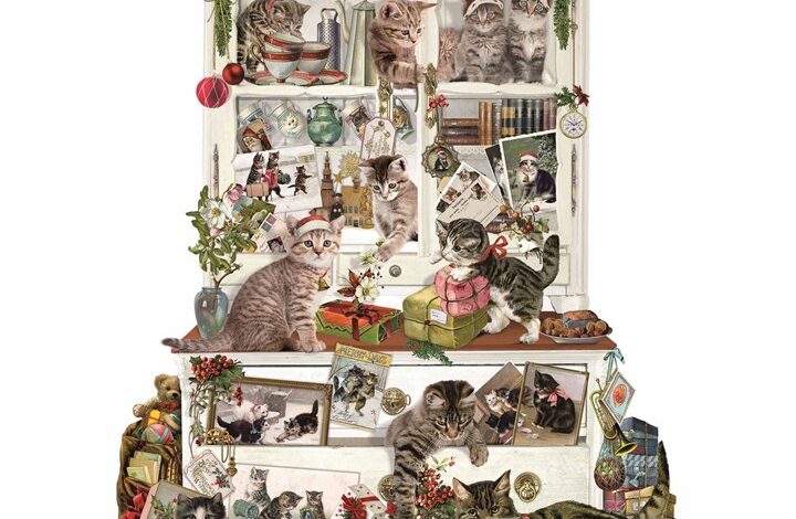 Mischievous Christmas Cats Traditional Advent Calendar