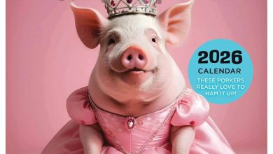 Playful Pigs Mini Calendar 2026