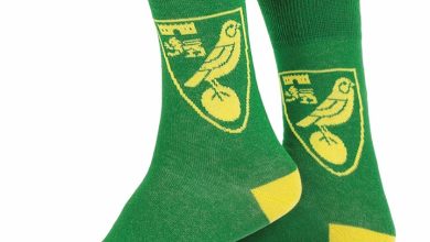 Norwich City FC Crest Socks - Size 7 - 11