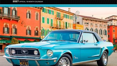Mustang Deluxe Calendar 2027
