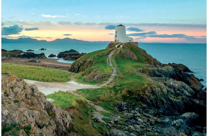 Beautiful Wales Calendar 2027