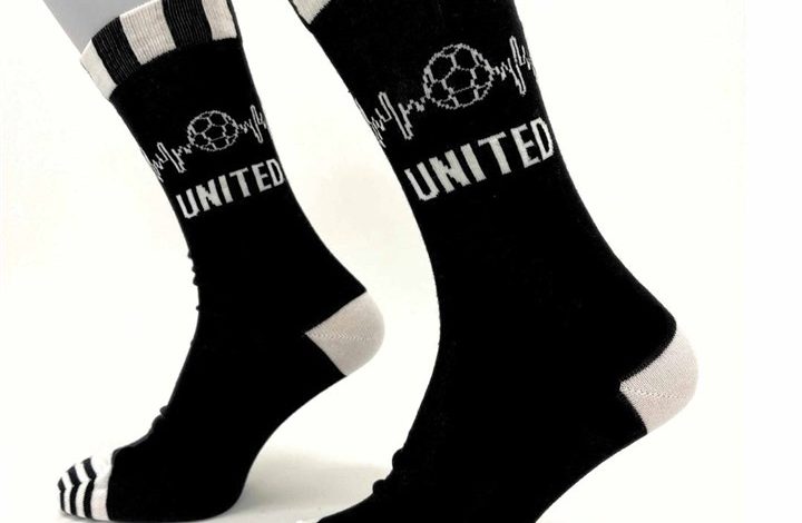 United Stripe Football Socks - Size 7 - 11