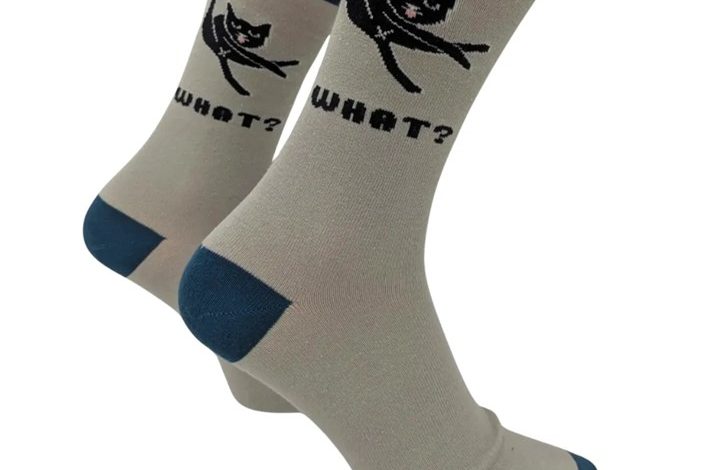 What? Cleaning Cat Socks - Size 7 - 11