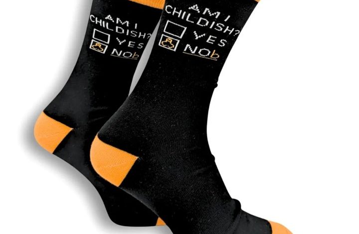 Am I Childish? Socks - Size 7 - 11