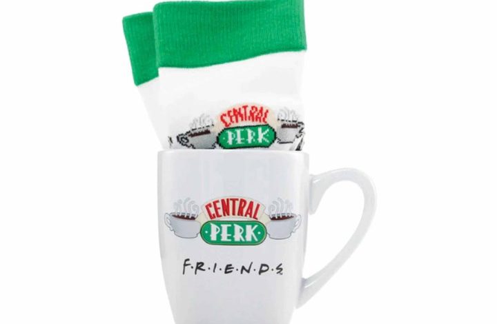 Friends Central Perk Mug & Socks Set